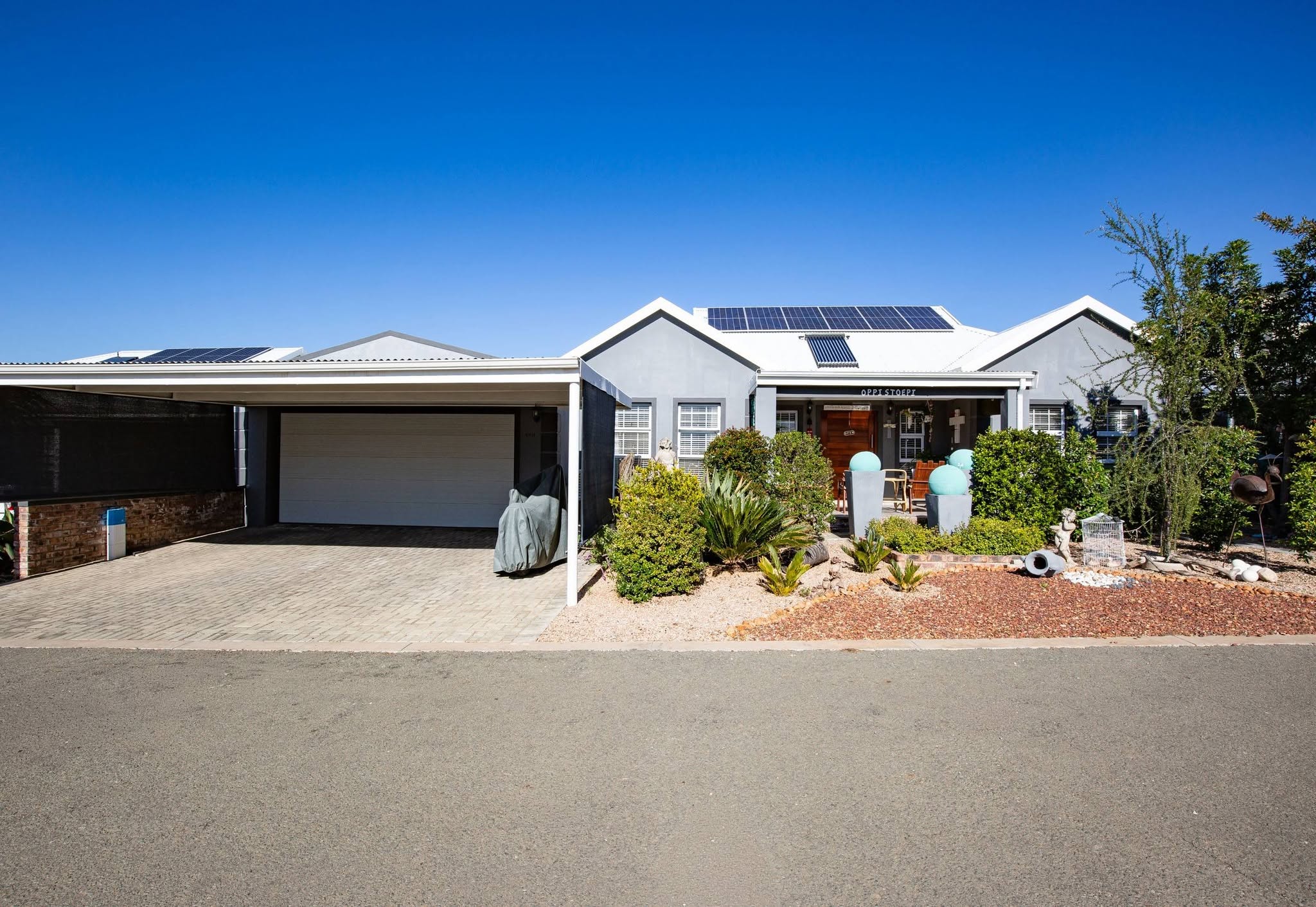 741013326_4483733521893605_4861182591667227653_n 2 Bedroom house Oudtshoorn